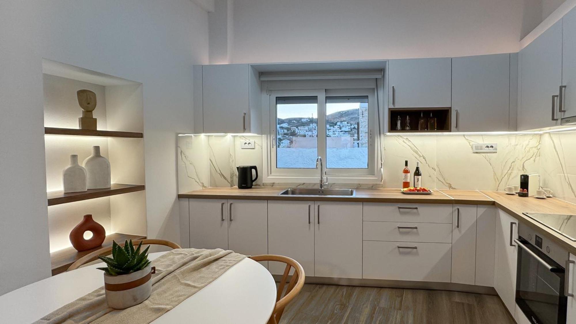 Cerro Fine Living Apartment Ermoupoli Exterior photo